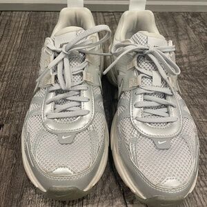 Nike V2K Run Sneakers